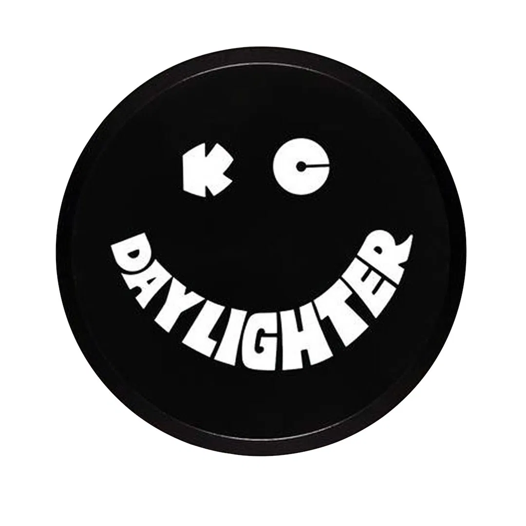 5200 – KC HILITE Driving/ Fog Light Cover, 6 Inch Round Black Hard Plastic White KC Daylighter Logo Single